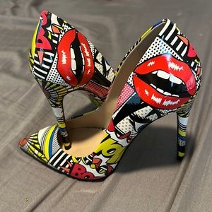 Pop Art Print Pointed-toe Heels